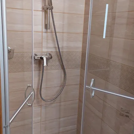 N&z Apartman Close To The Downtown *